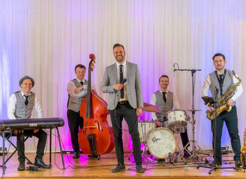 The Dukes of Swing